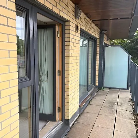 Guestready - Cosy Retreat In Blackrock Dublin