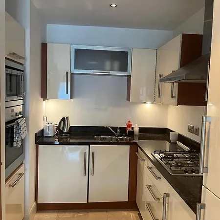 Guestready - Cosy Retreat In Blackrock * Dublin